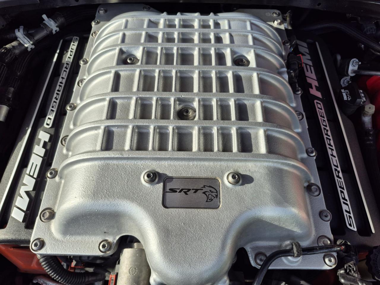 DODGE CHALLENGER SRT HELLCAT V8 6.2L 707hp