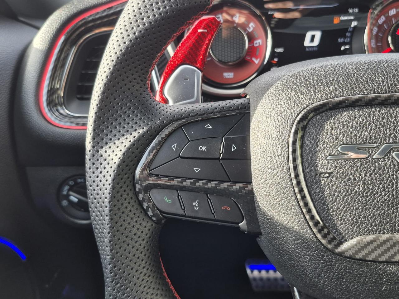 DODGE CHALLENGER SRT HELLCAT V8 6.2L 707hp