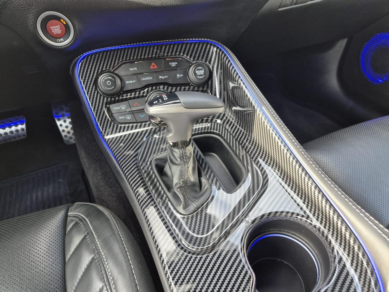 DODGE CHALLENGER SRT HELLCAT V8 6.2L 707hp