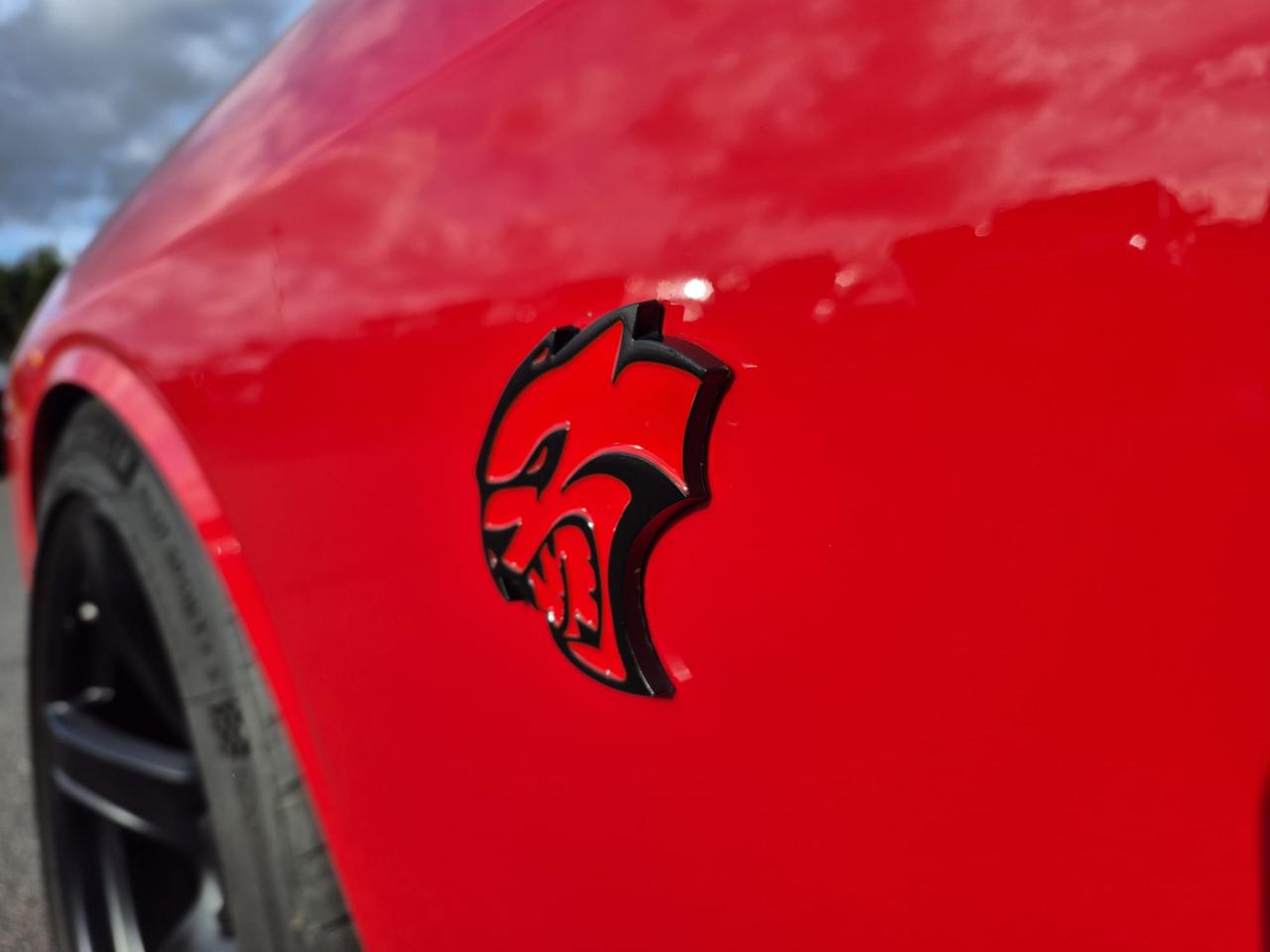 DODGE CHALLENGER SRT HELLCAT V8 6.2L 707hp