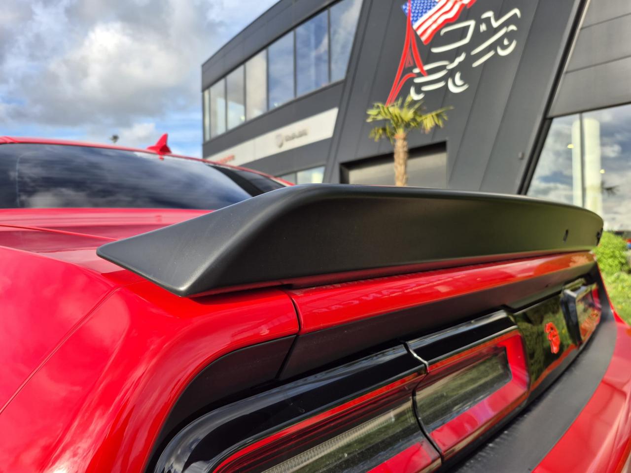 DODGE CHALLENGER SRT HELLCAT V8 6.2L 707hp