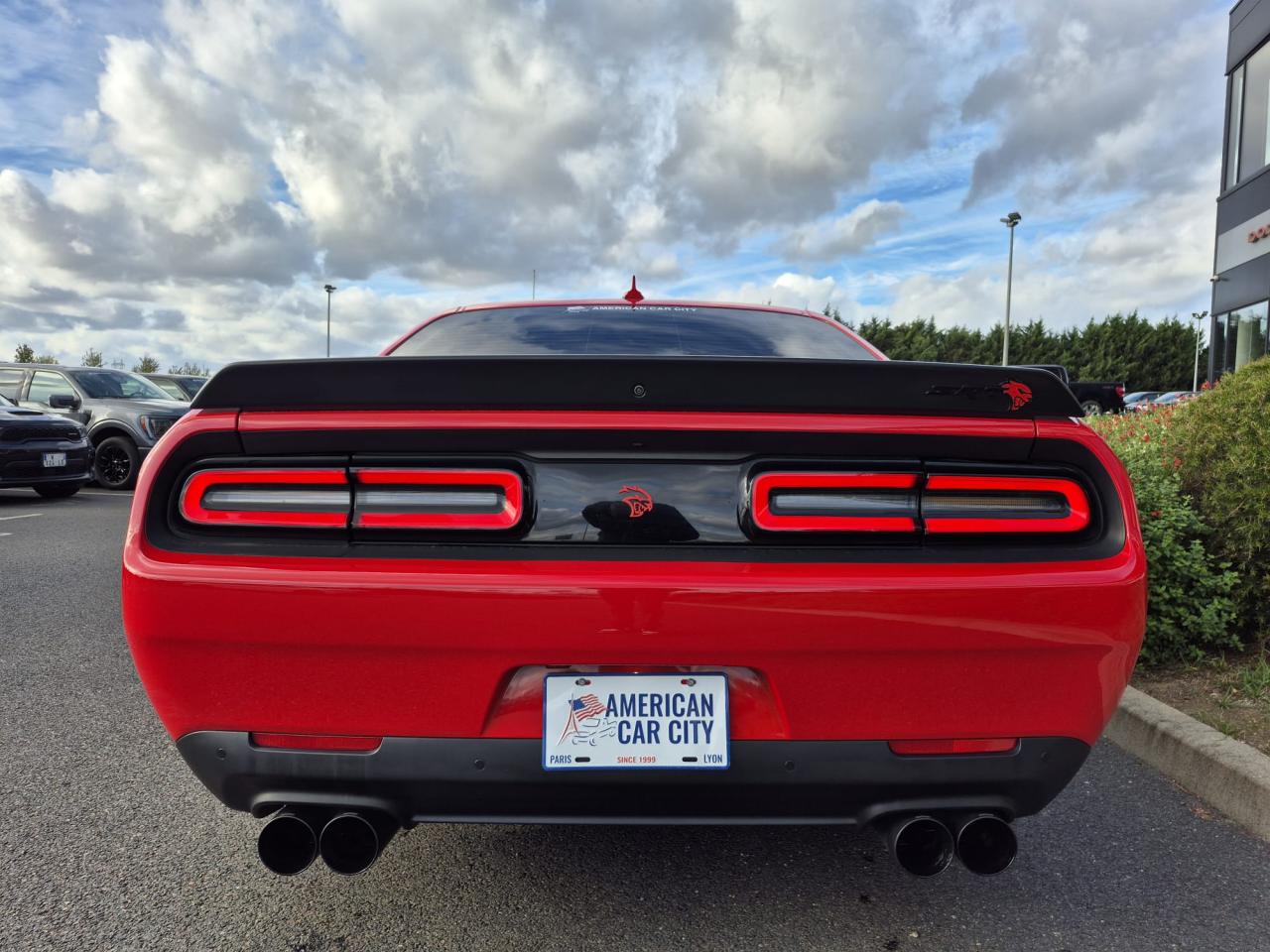 DODGE CHALLENGER SRT HELLCAT V8 6.2L 707hp
