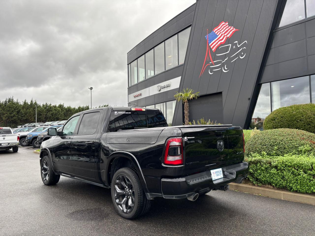 DODGE RAM 1500 CREW LIMITED BLACK PACKAGE RAMBOX HAYON MULTI