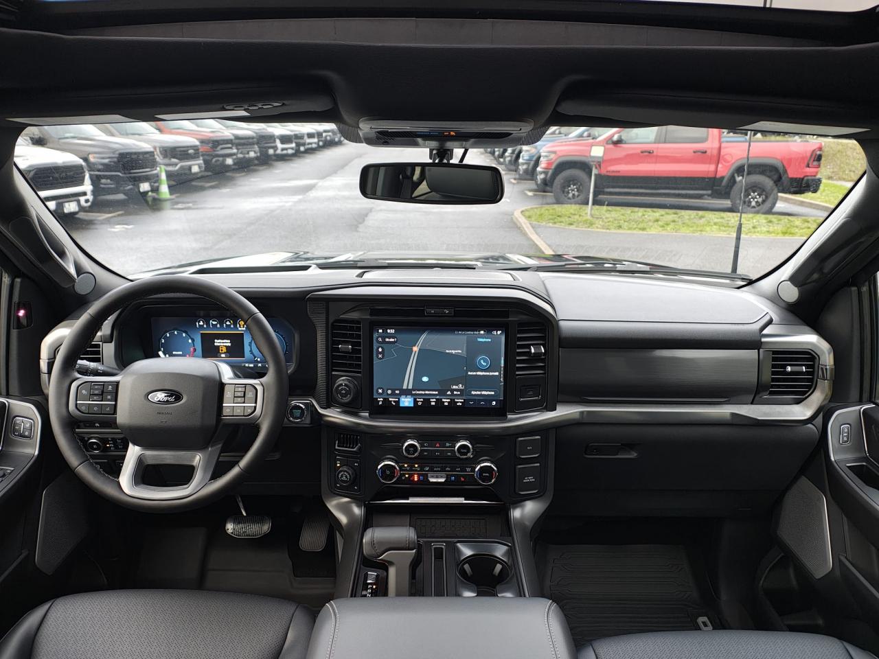 FORD F150 Supercrew LARIAT Black Package V8 5.0L
