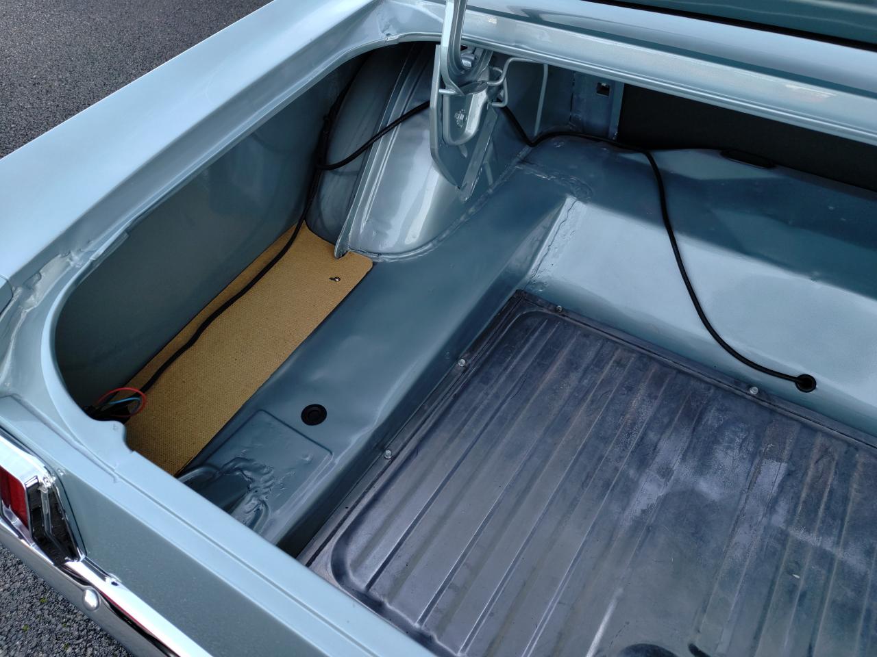 FORD MUSTANG 64 1/2 UNE DES TOUTES PREMIERES FABRIQUEES