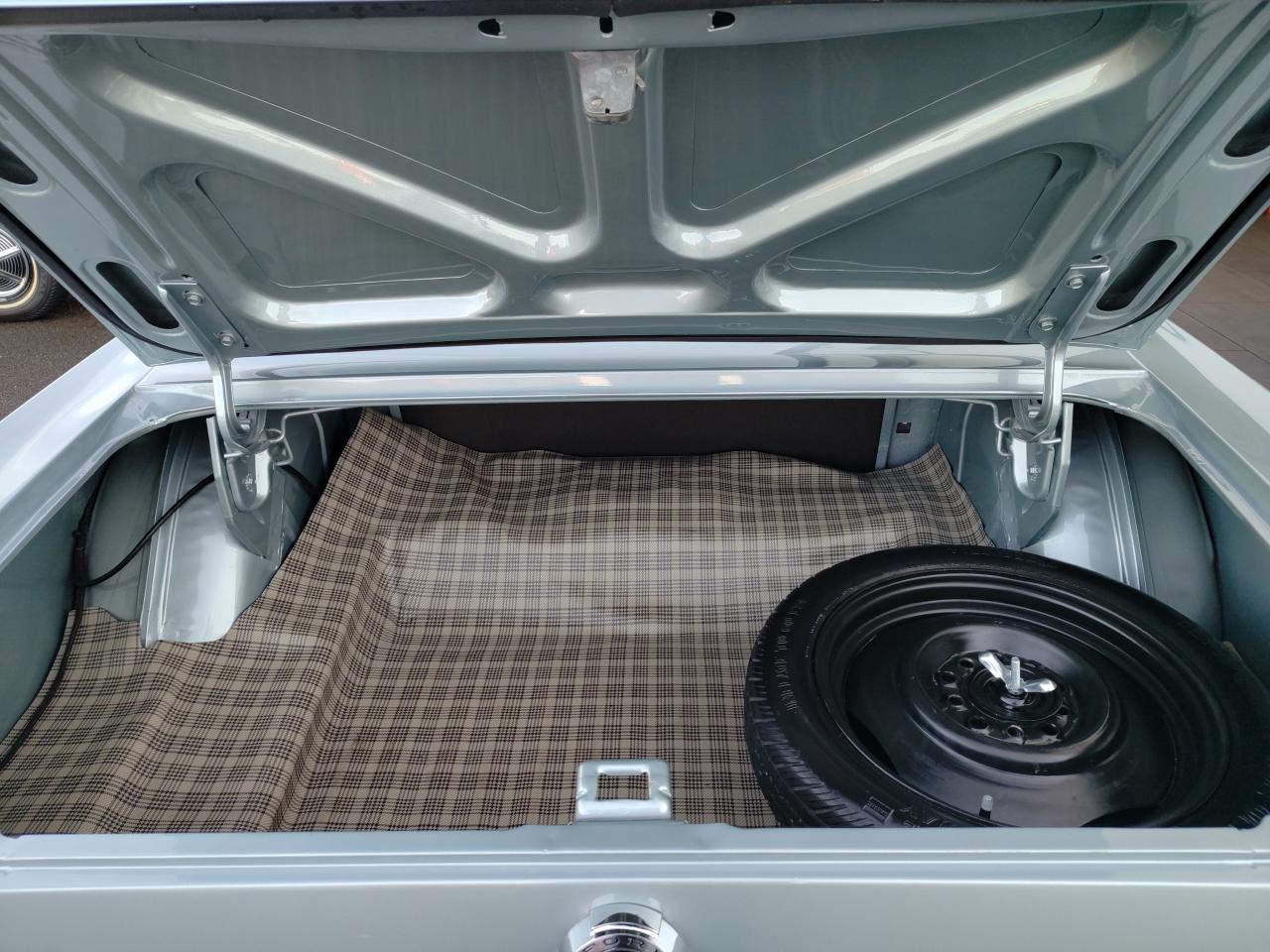 FORD MUSTANG 64 1/2 UNE DES TOUTES PREMIERES FABRIQUEES