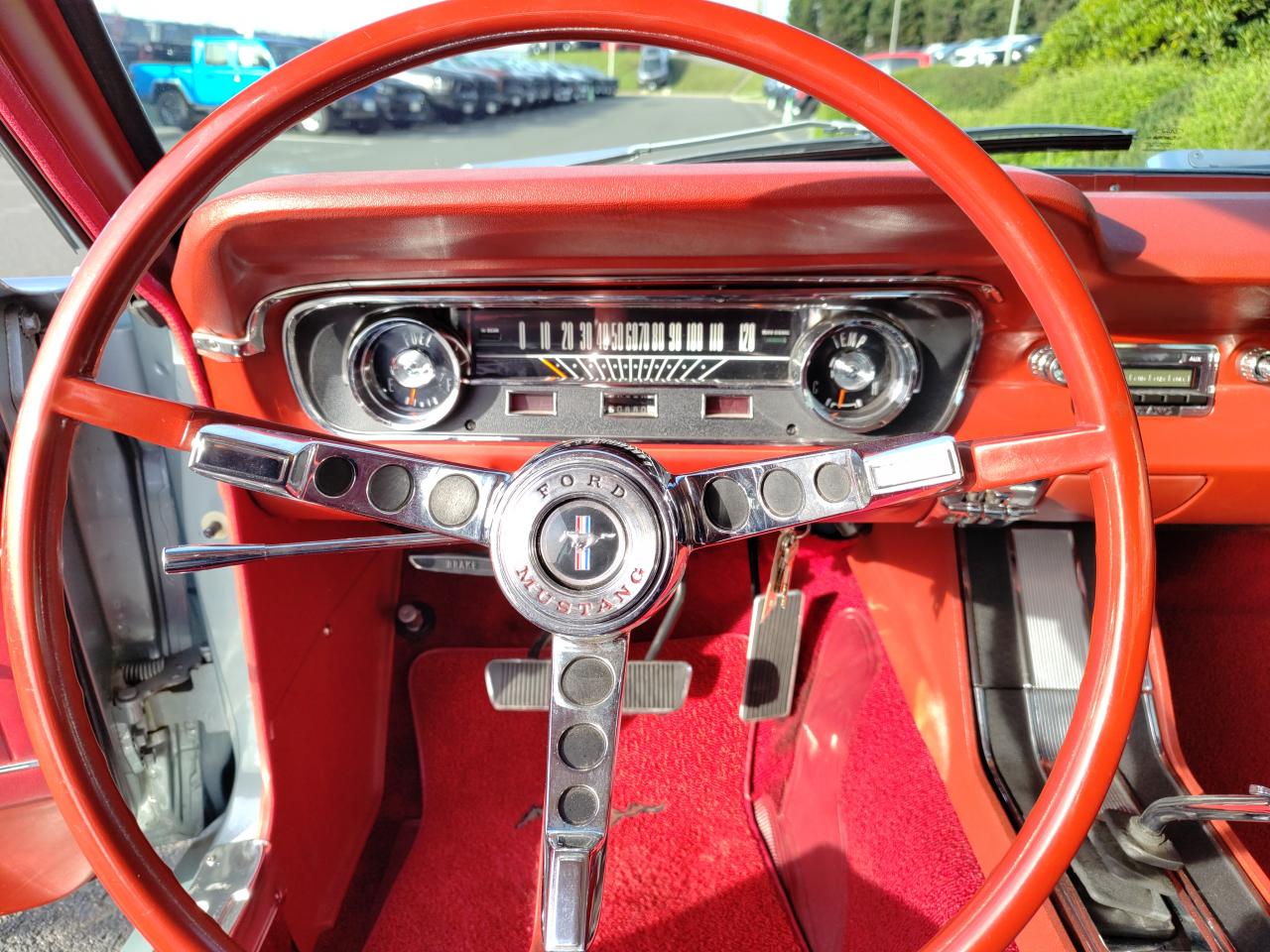 FORD MUSTANG 64 1/2 UNE DES TOUTES PREMIERES FABRIQUEES