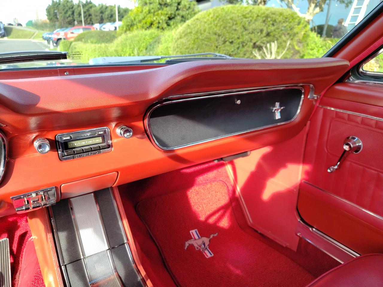 FORD MUSTANG 64 1/2 UNE DES TOUTES PREMIERES FABRIQUEES