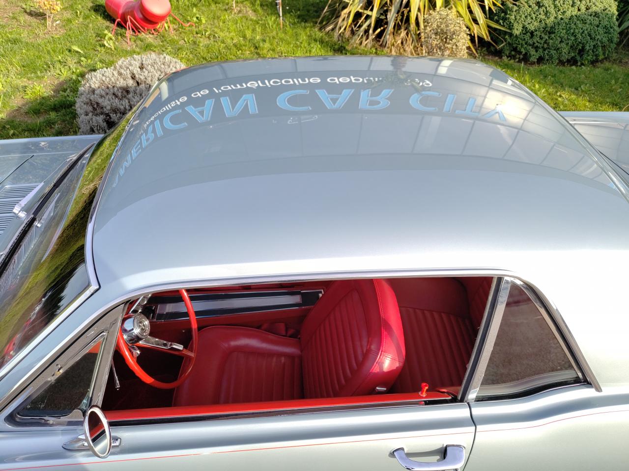 FORD MUSTANG 64 1/2 UNE DES TOUTES PREMIERES FABRIQUEES