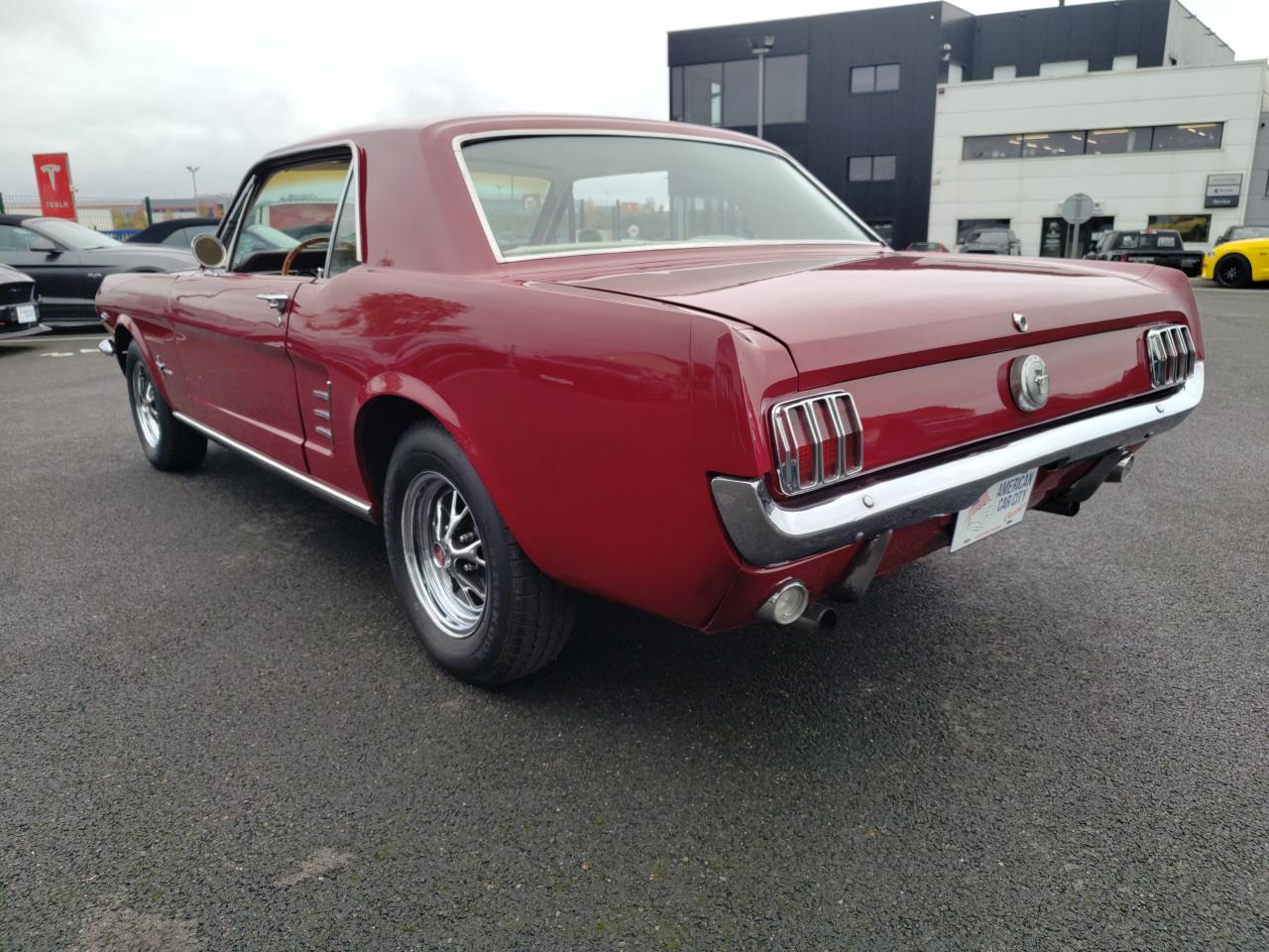 FORD MUSTANG COUPE code C intérieur Pony