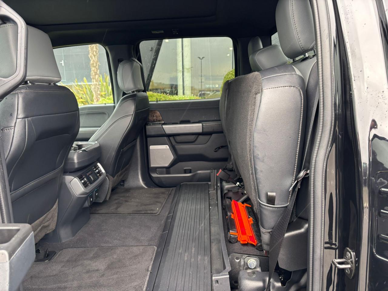 FORD F150 Lightning Lariat Extended-Range