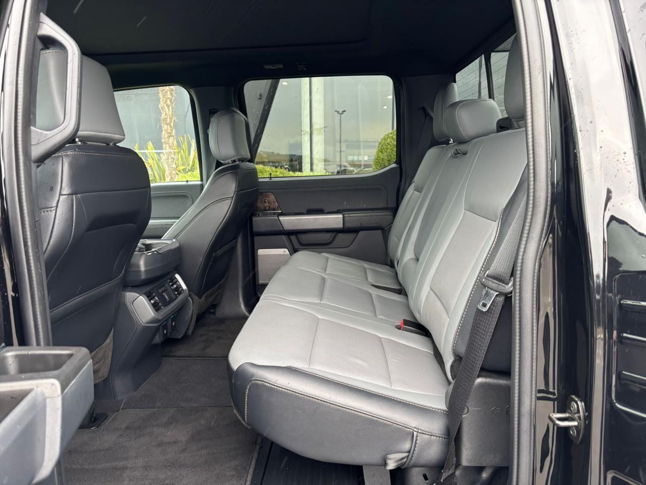 FORD F150 Lightning Lariat Extended-Range