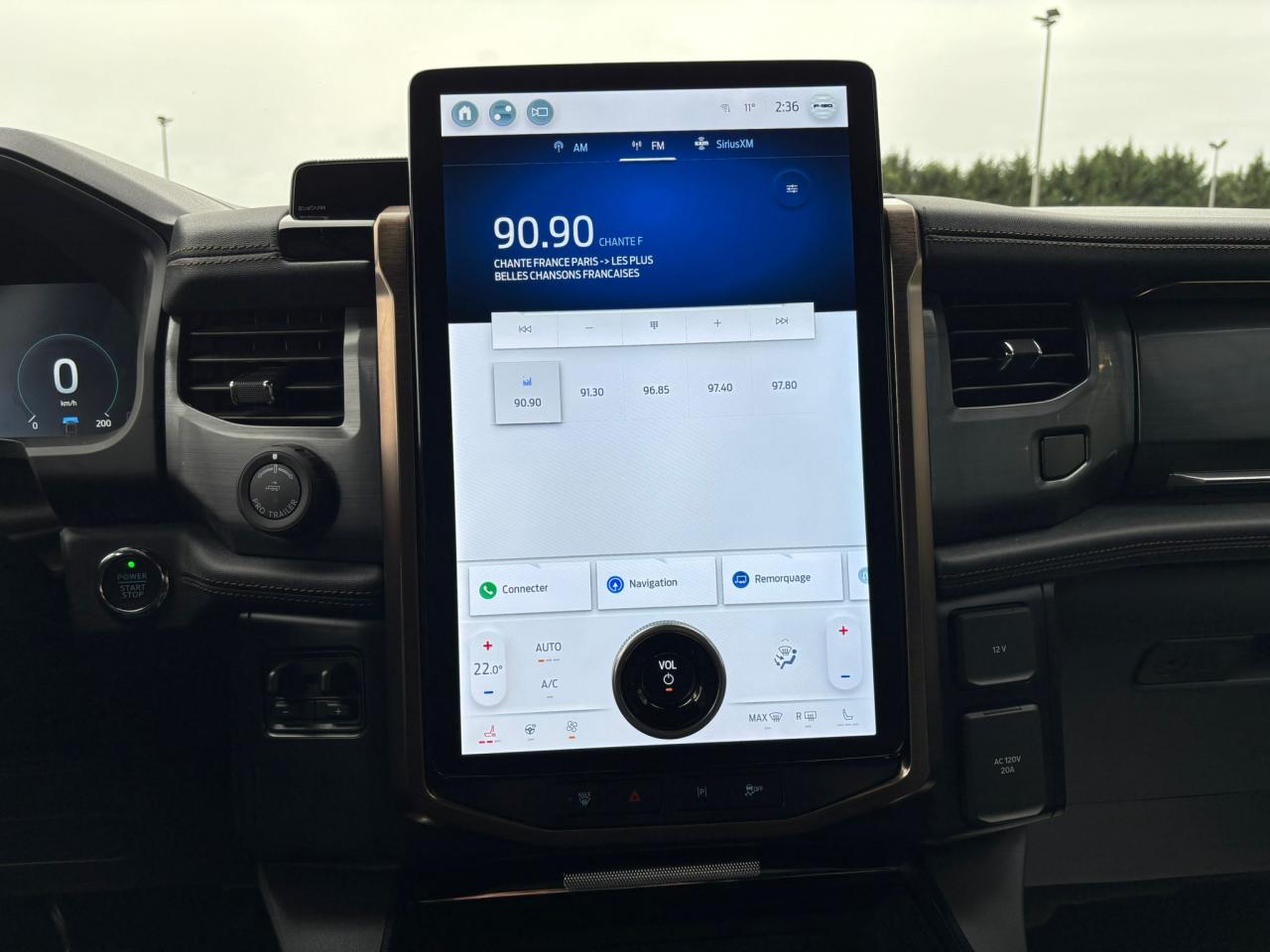 FORD F150 Lightning Lariat Extended-Range