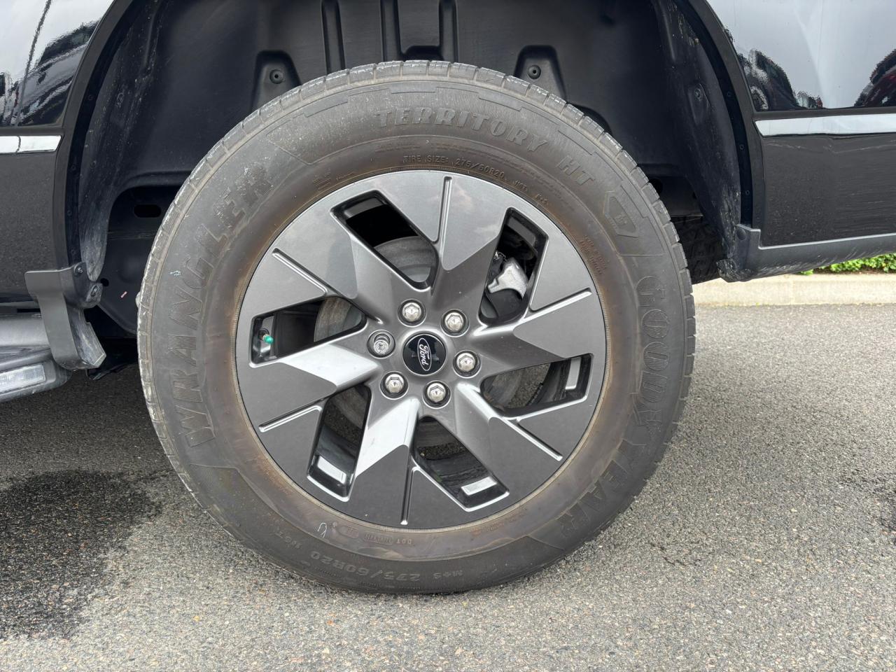 FORD F150 Lightning Lariat Extended-Range