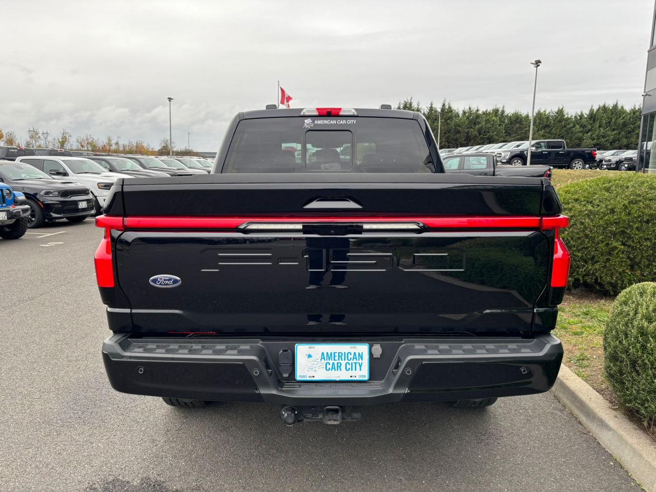 FORD F150 Lightning Lariat Extended-Range