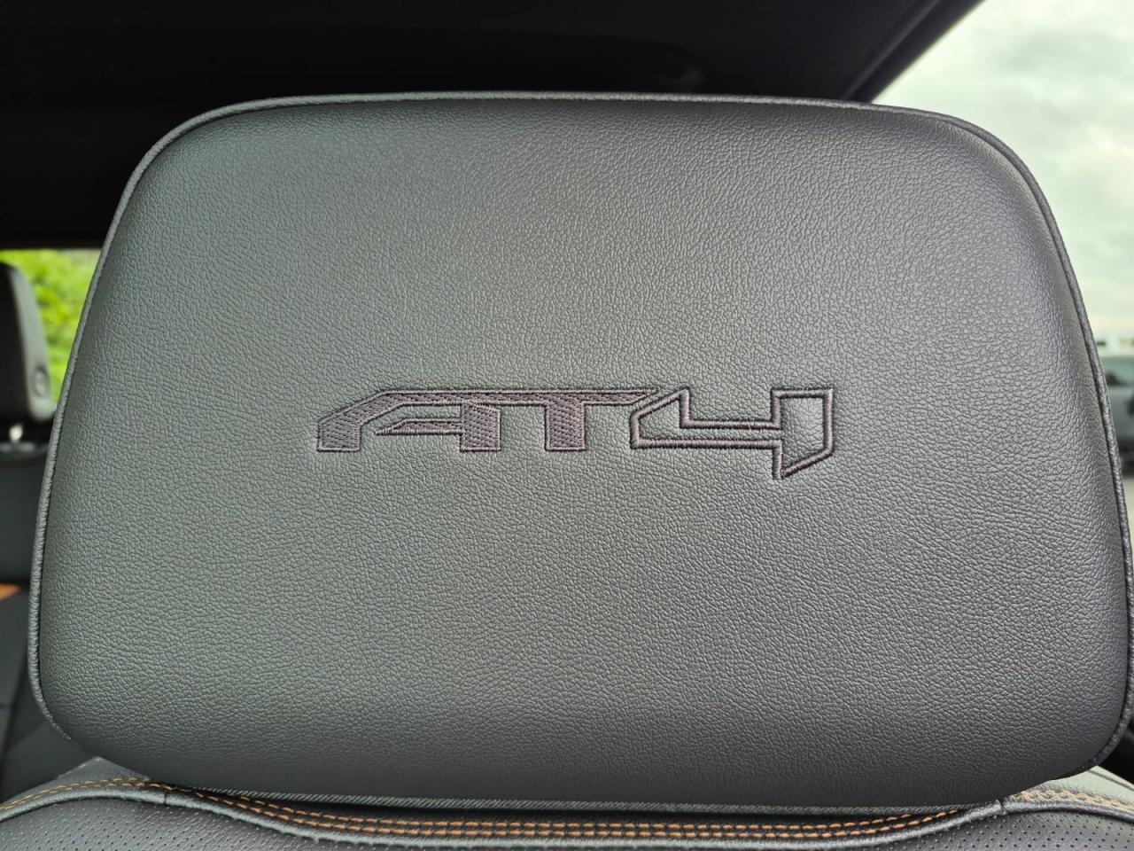 GMC Sierra 1500 Crew cab AT4 4x4 V8 6,2L