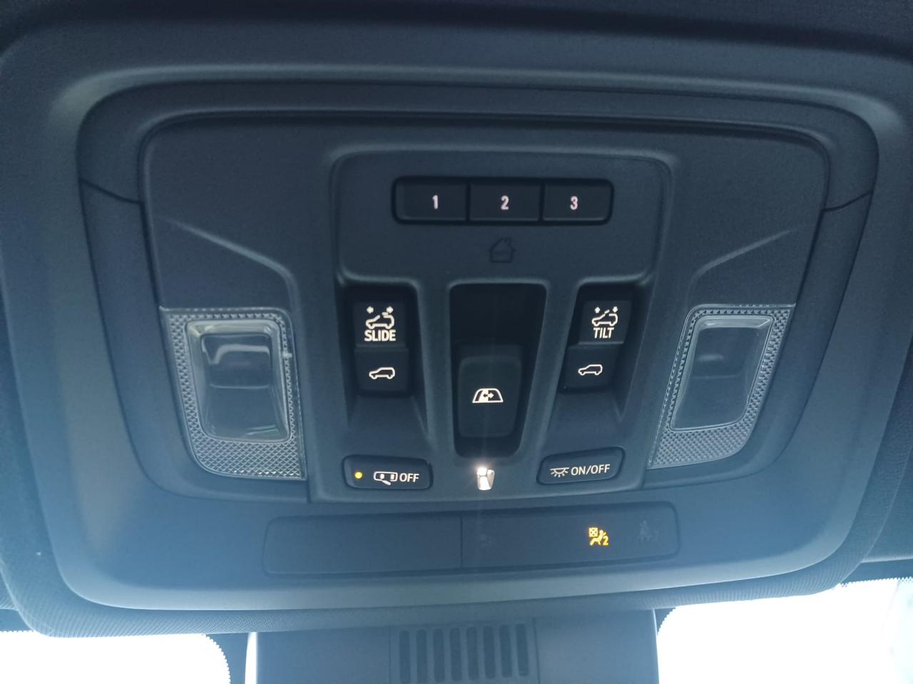 GMC Sierra 1500 Crew cab AT4 4x4 V8 6,2L