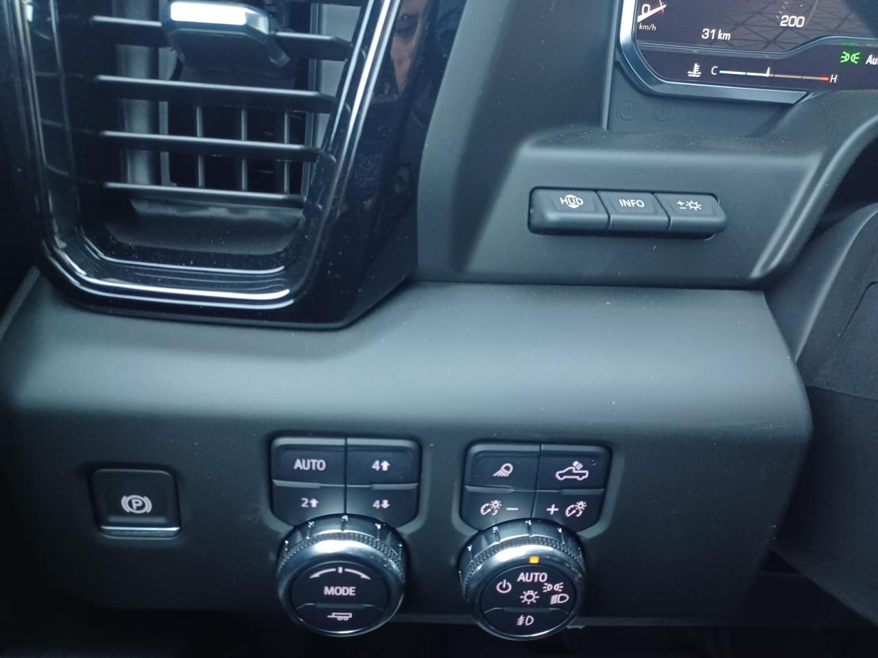 GMC Sierra 1500 Crew cab AT4 4x4 V8 6,2L