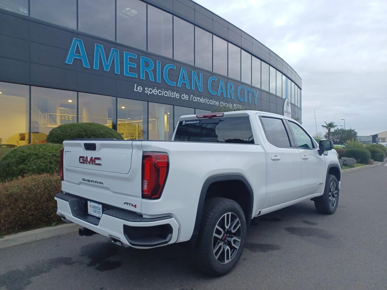 GMC Sierra 1500 Crew cab AT4 4x4 V8 6,2L
