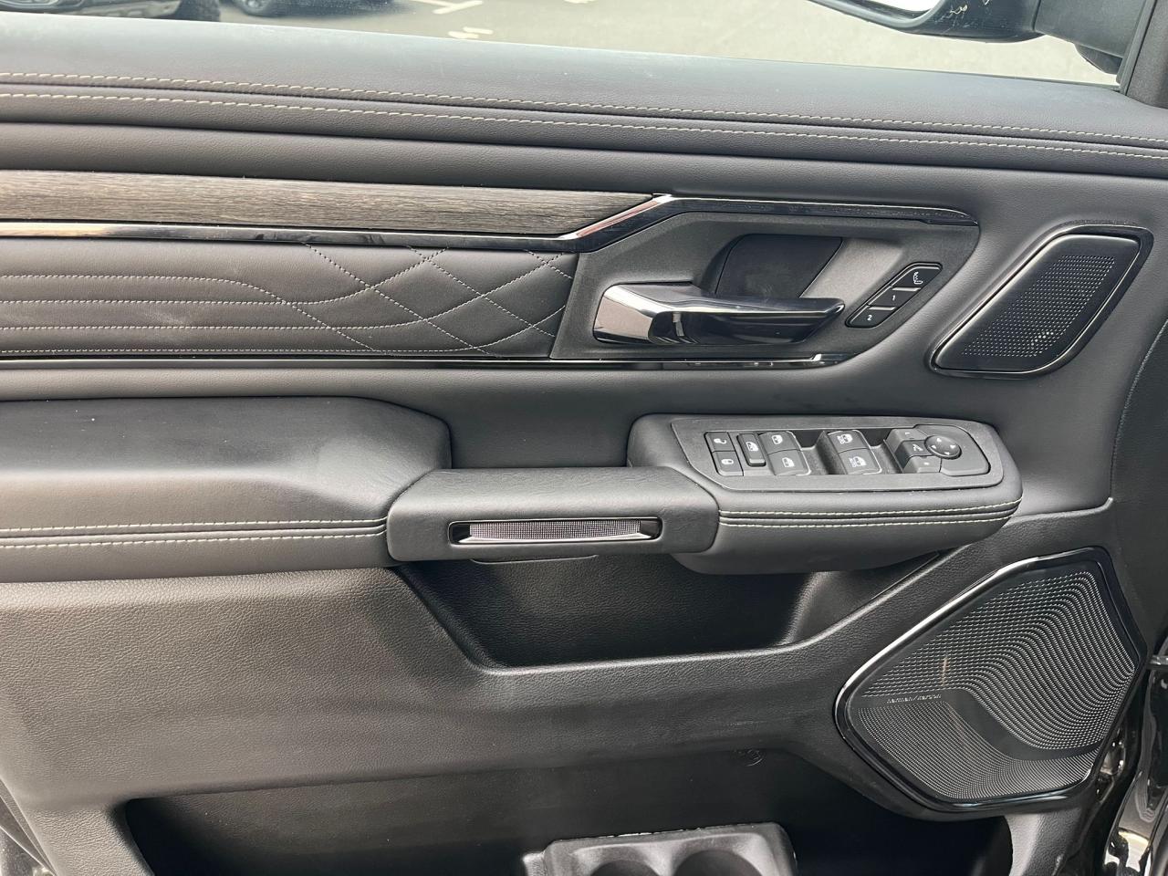 DODGE RAM 1500 CREW LIMITED NIGHT EDITION RAMBOX HAYON MULTI