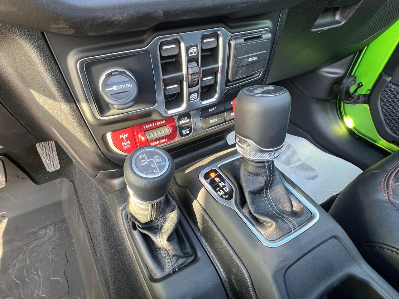 JEEP WRANGLER Rubicon X V6 3,6L SkyOne Touch