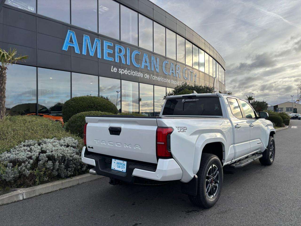 TOYOTA TACOMA TRD SPORT PREMIUM