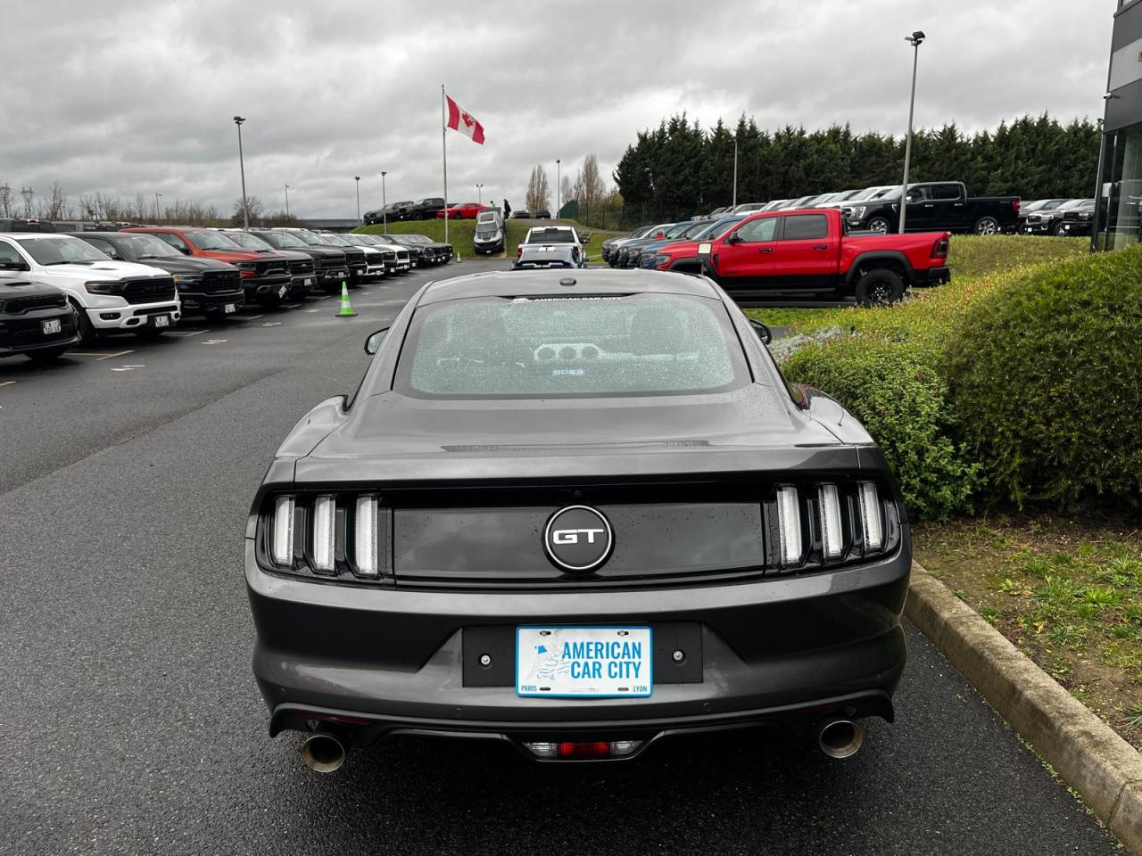 FORD MUSTANG GT FASTBACK V8 5.0L