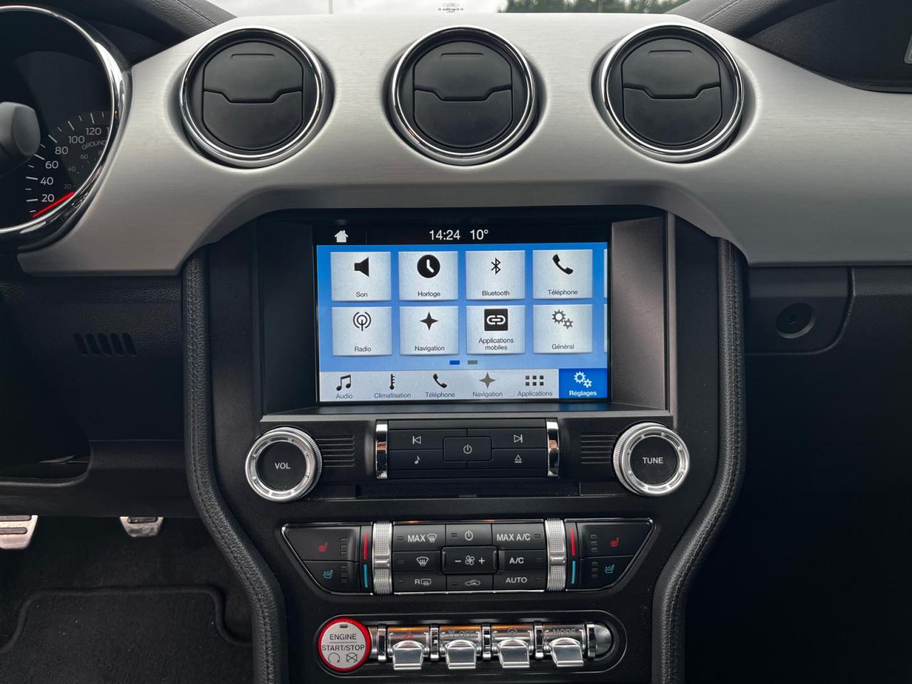 FORD MUSTANG GT FASTBACK V8 5.0L