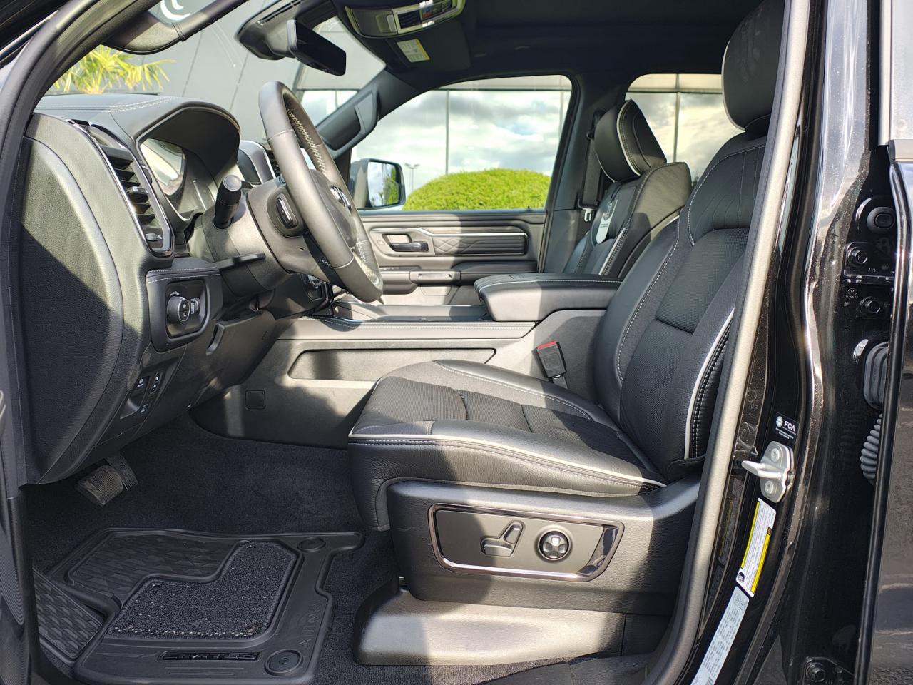 DODGE RAM 1500 CREW LIMITED NIGHT EDITION RAMBOX HAYON MULTI