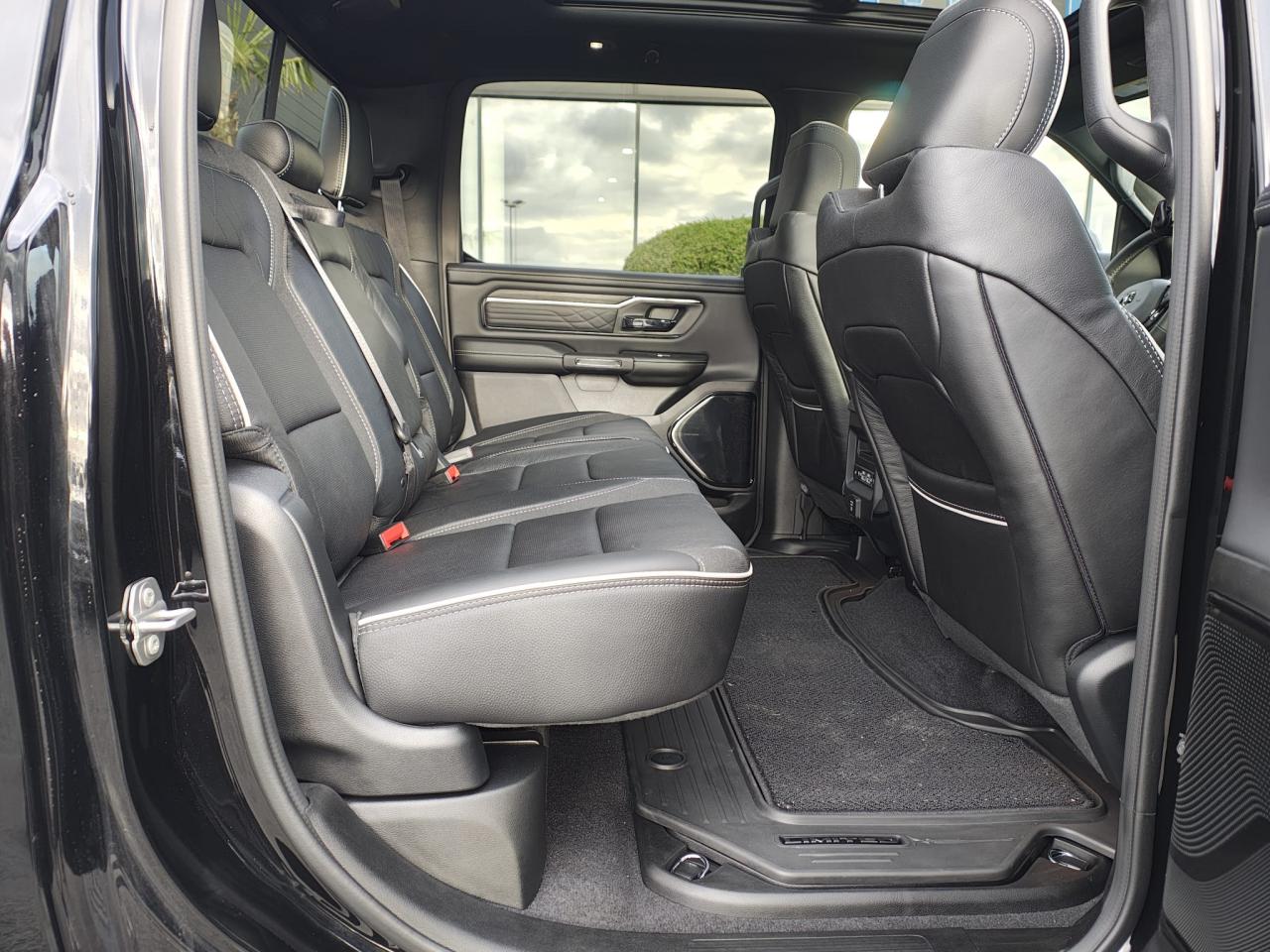 DODGE RAM 1500 CREW LIMITED NIGHT EDITION RAMBOX HAYON MULTI