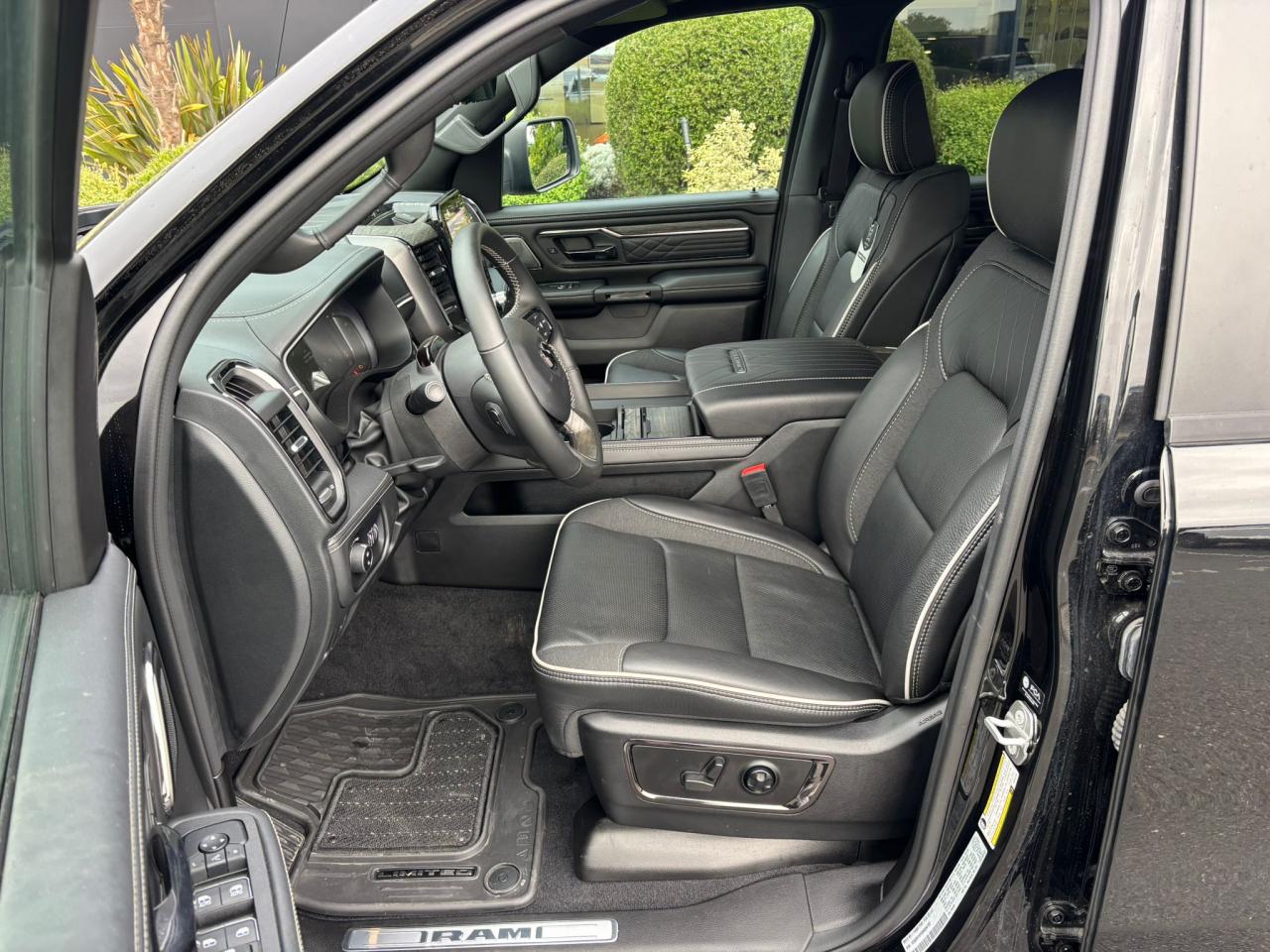 DODGE RAM 1500 CREW LIMITED NIGHT EDITION RAMBOX HAYON MULTI