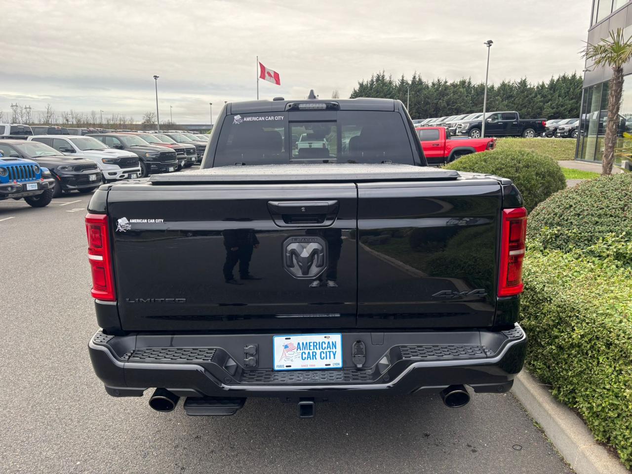 DODGE RAM 1500 CREW LIMITED NIGHT EDITION RAMBOX HAYON MULTI