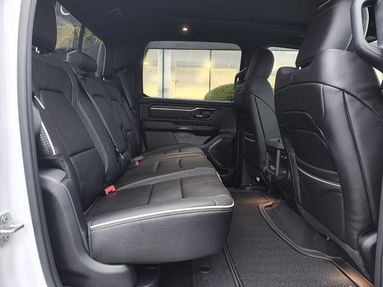 DODGE RAM 1500 CREW LIMITED NIGHT EDITION RAMBOX HAYON MULTI