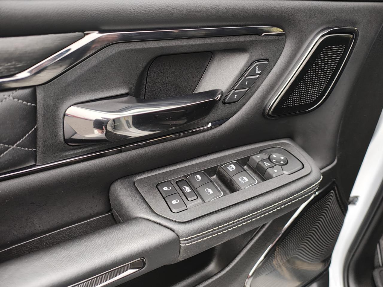 DODGE RAM 1500 CREW LIMITED NIGHT EDITION RAMBOX HAYON MULTI
