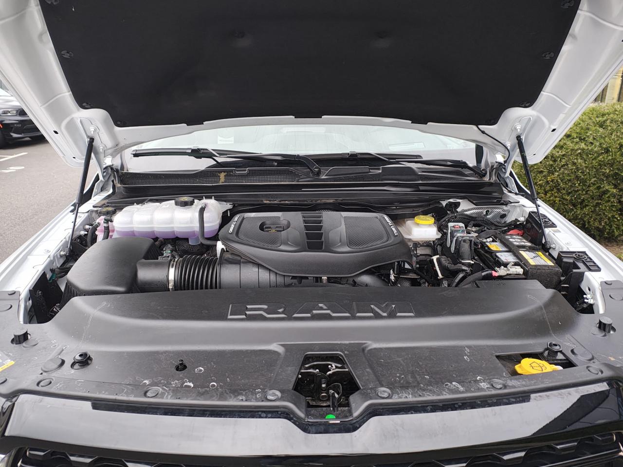 DODGE RAM 1500 CREW LIMITED NIGHT EDITION RAMBOX HAYON MULTI