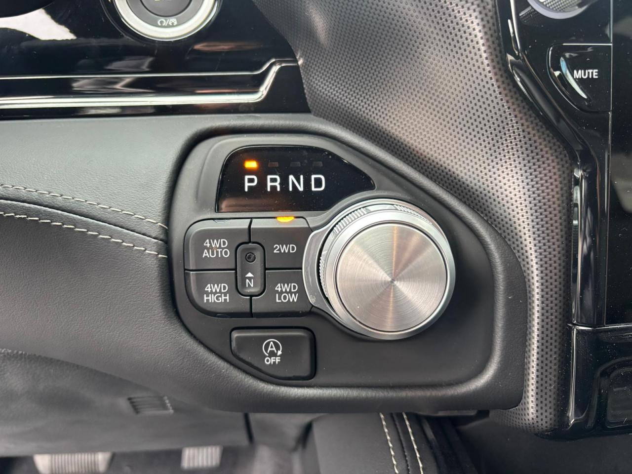 DODGE RAM 1500 CREW LIMITED NIGHT EDITION RAMBOX HAYON MULTI 2025