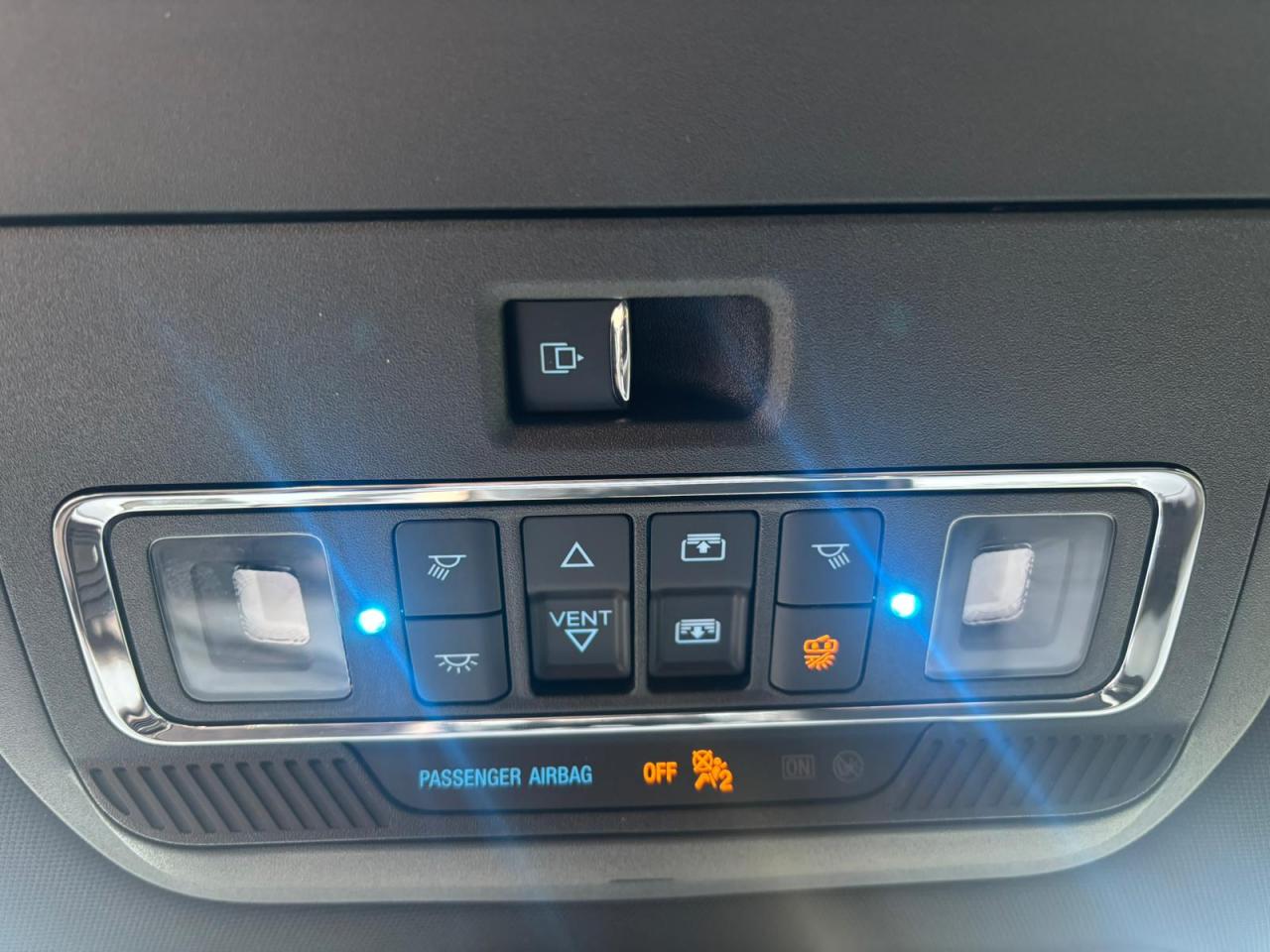 FORD F150 Supercrew LARIAT Black Package V8 5.0L