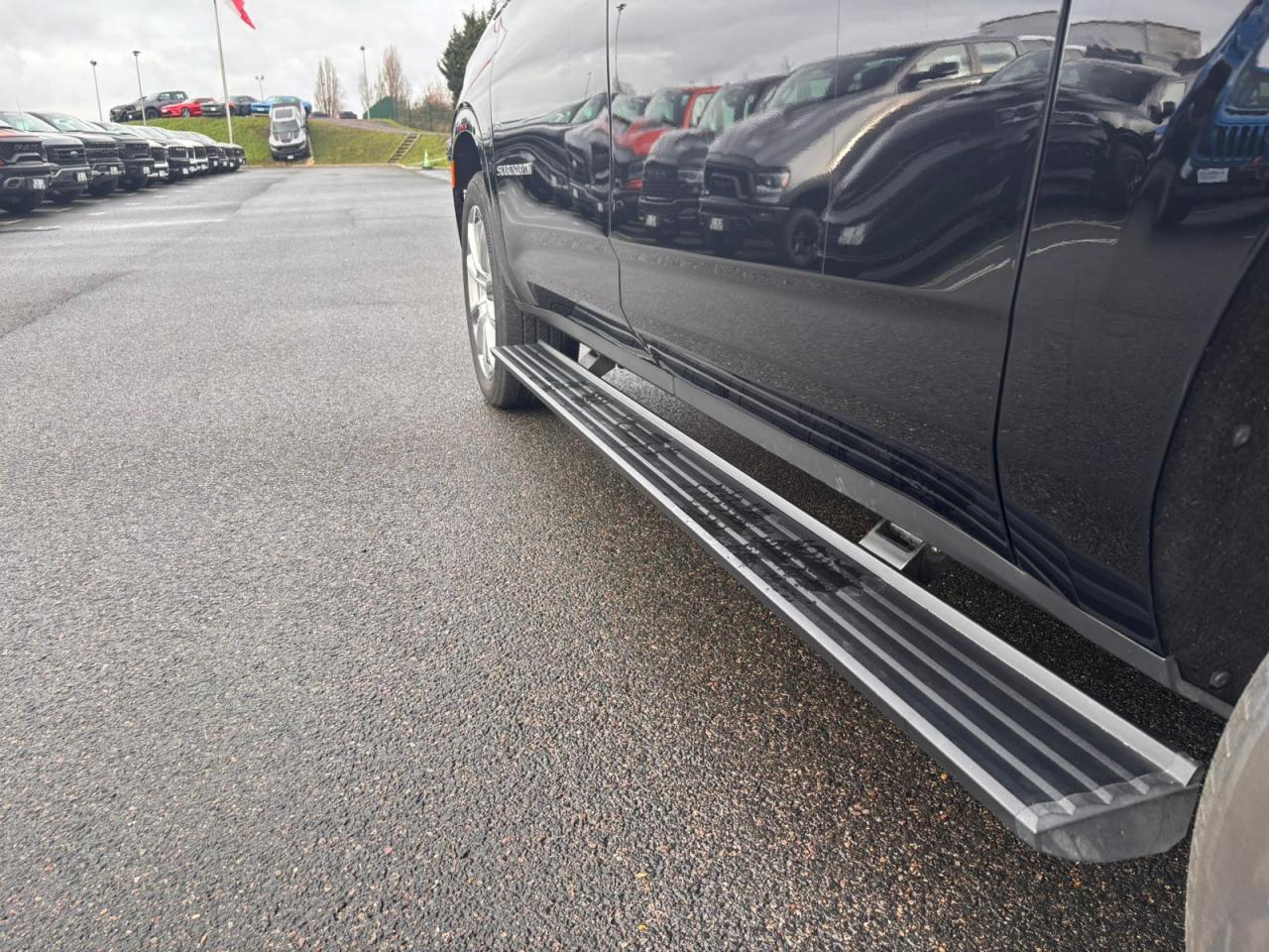 CHEVROLET SUBURBAN HIGH COUNTRY 4x4 V8 6.2L CTTE FOURGON