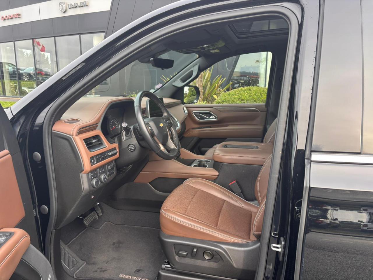 CHEVROLET SUBURBAN HIGH COUNTRY 4x4 V8 6.2L CTTE FOURGON