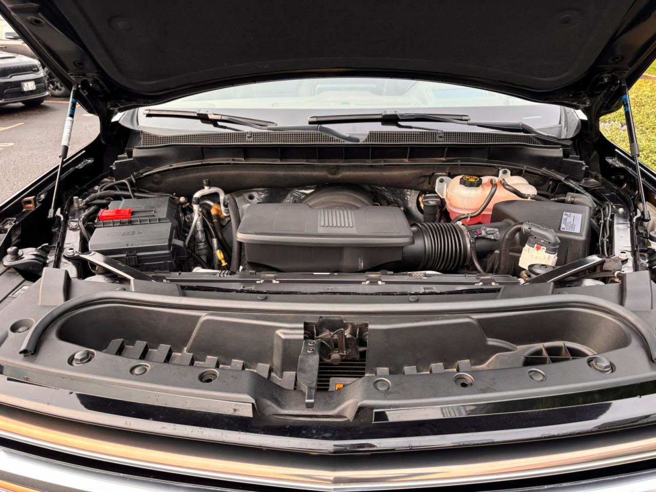 CHEVROLET SUBURBAN HIGH COUNTRY 4x4 V8 6.2L CTTE FOURGON