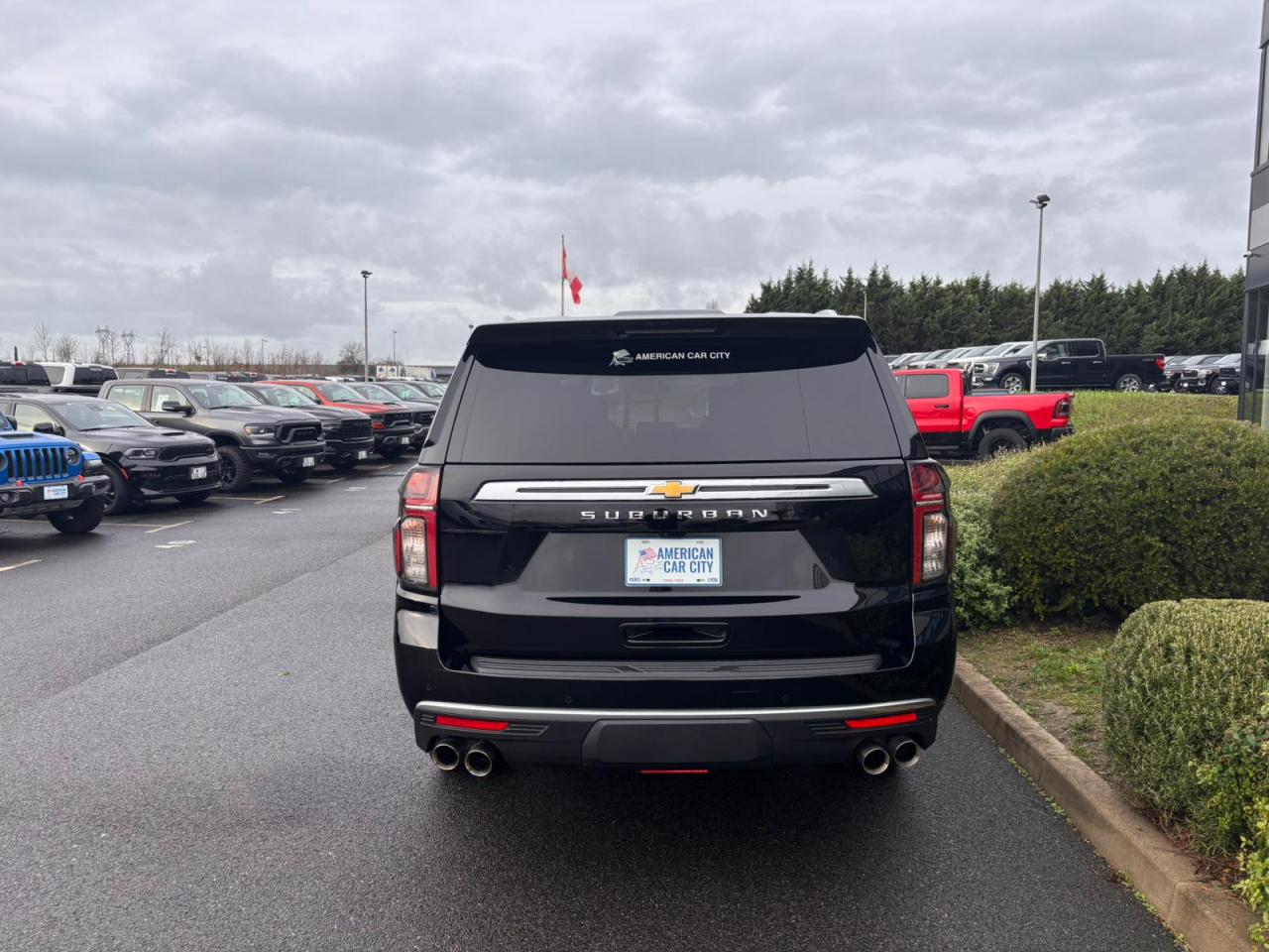 CHEVROLET SUBURBAN HIGH COUNTRY 4x4 V8 6.2L CTTE FOURGON