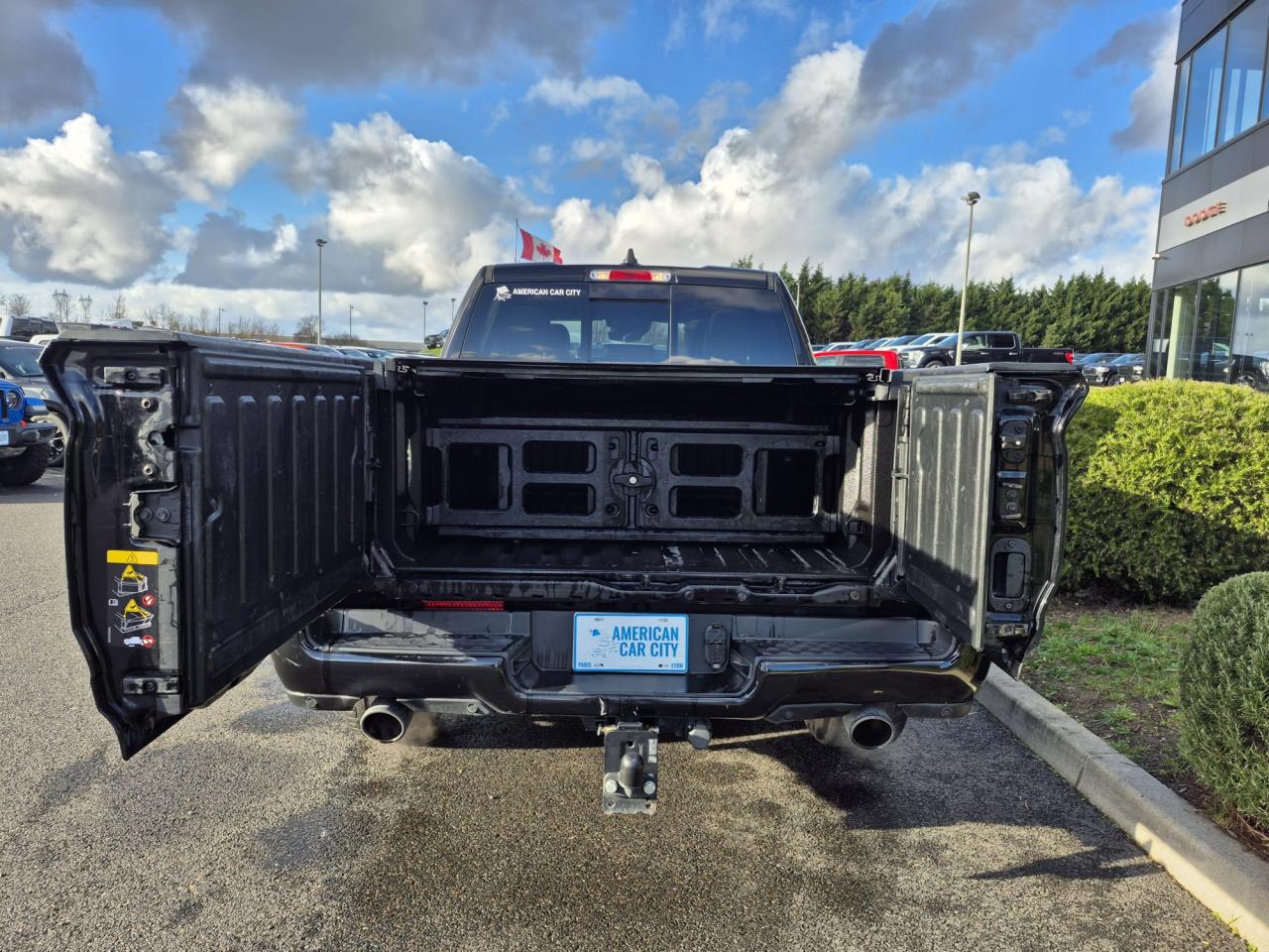 DODGE RAM 1500 CREW LIMITED BLACK PACKAGE RAMBOX HAYON MULTI