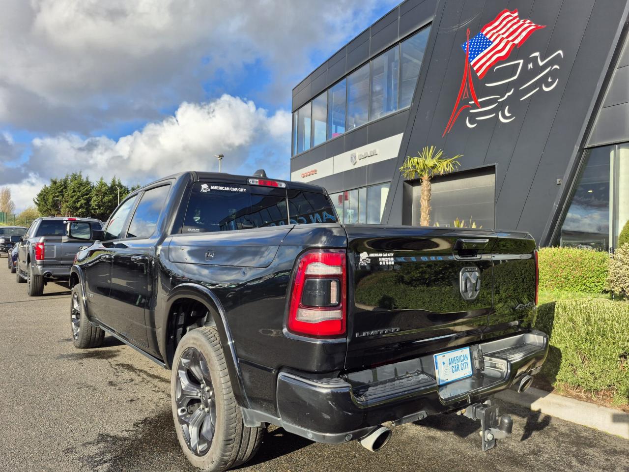 DODGE RAM 1500 CREW LIMITED BLACK PACKAGE RAMBOX HAYON MULTI