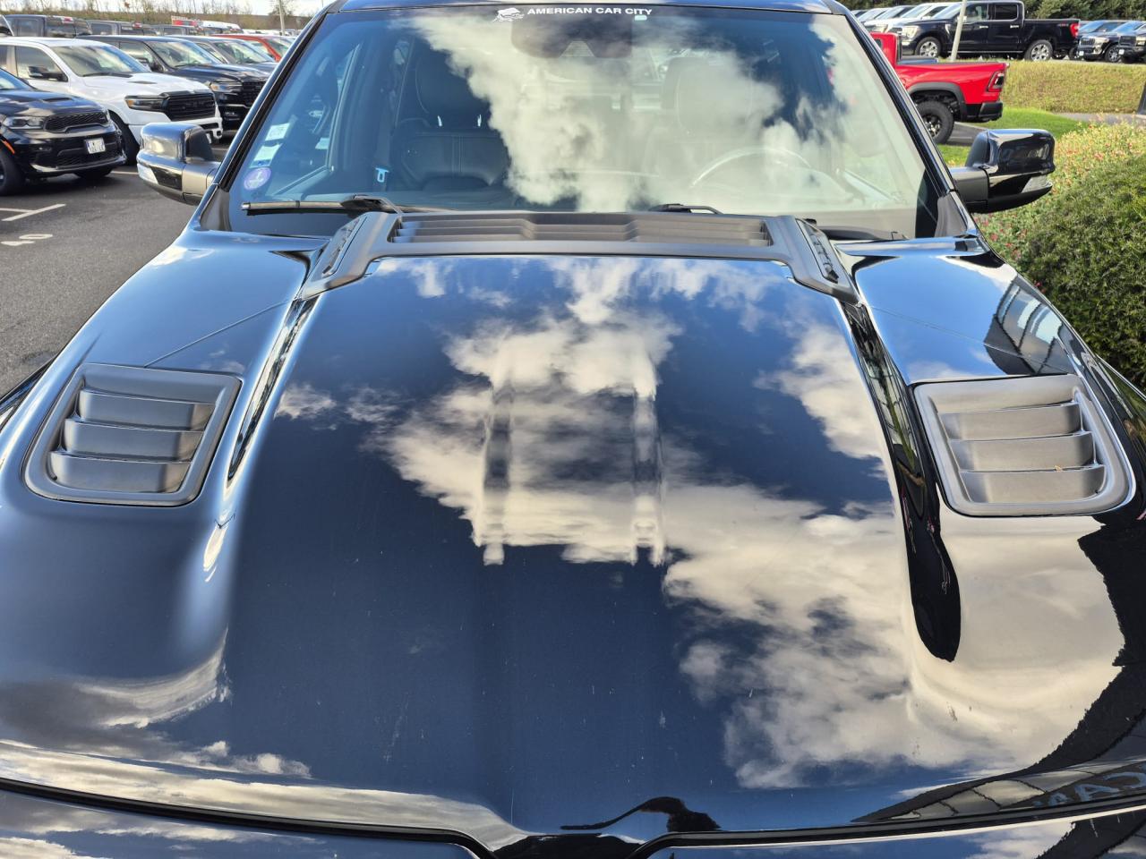 DODGE RAM 1500 CREW LIMITED BLACK PACKAGE RAMBOX HAYON MULTI