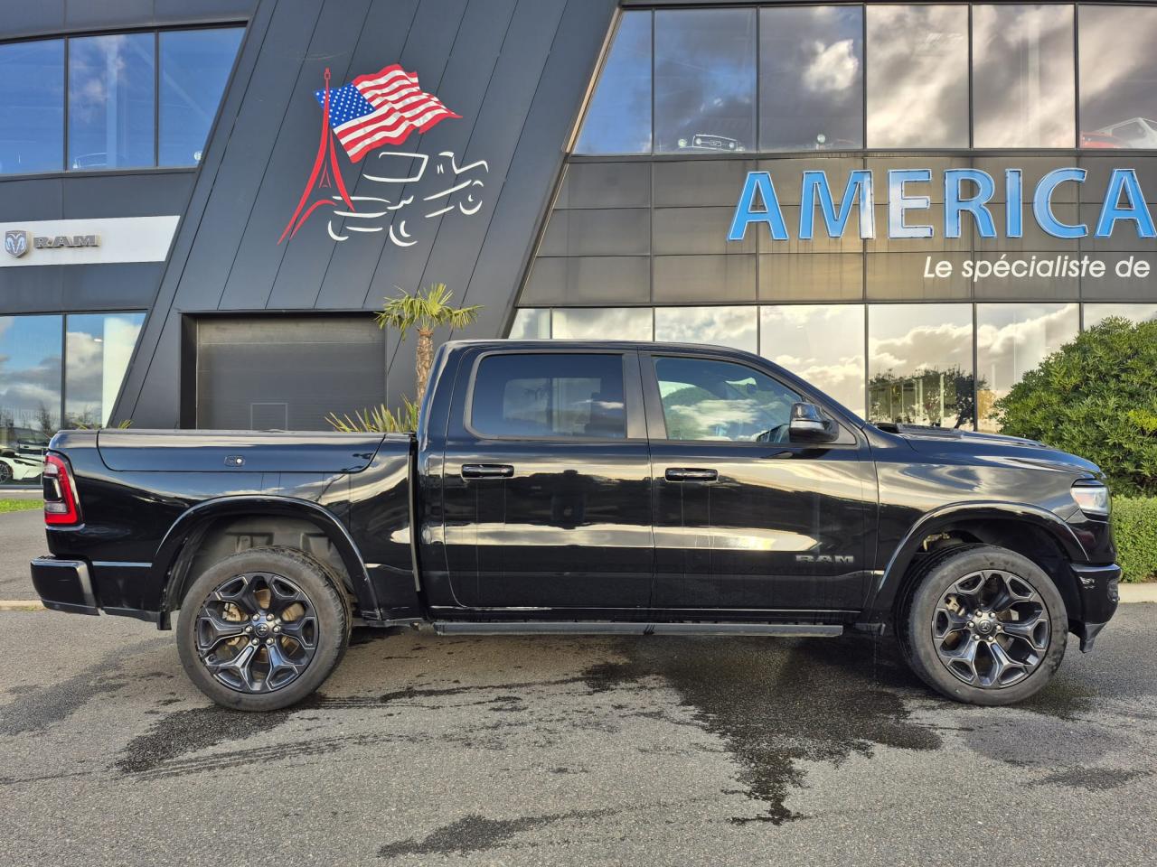 DODGE RAM 1500 CREW LIMITED BLACK PACKAGE RAMBOX HAYON MULTI