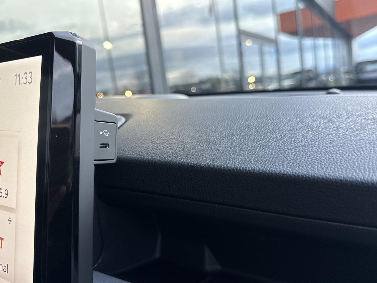 TOYOTA TACOMA 4X4 Double Cab Hybrid Trailhunter