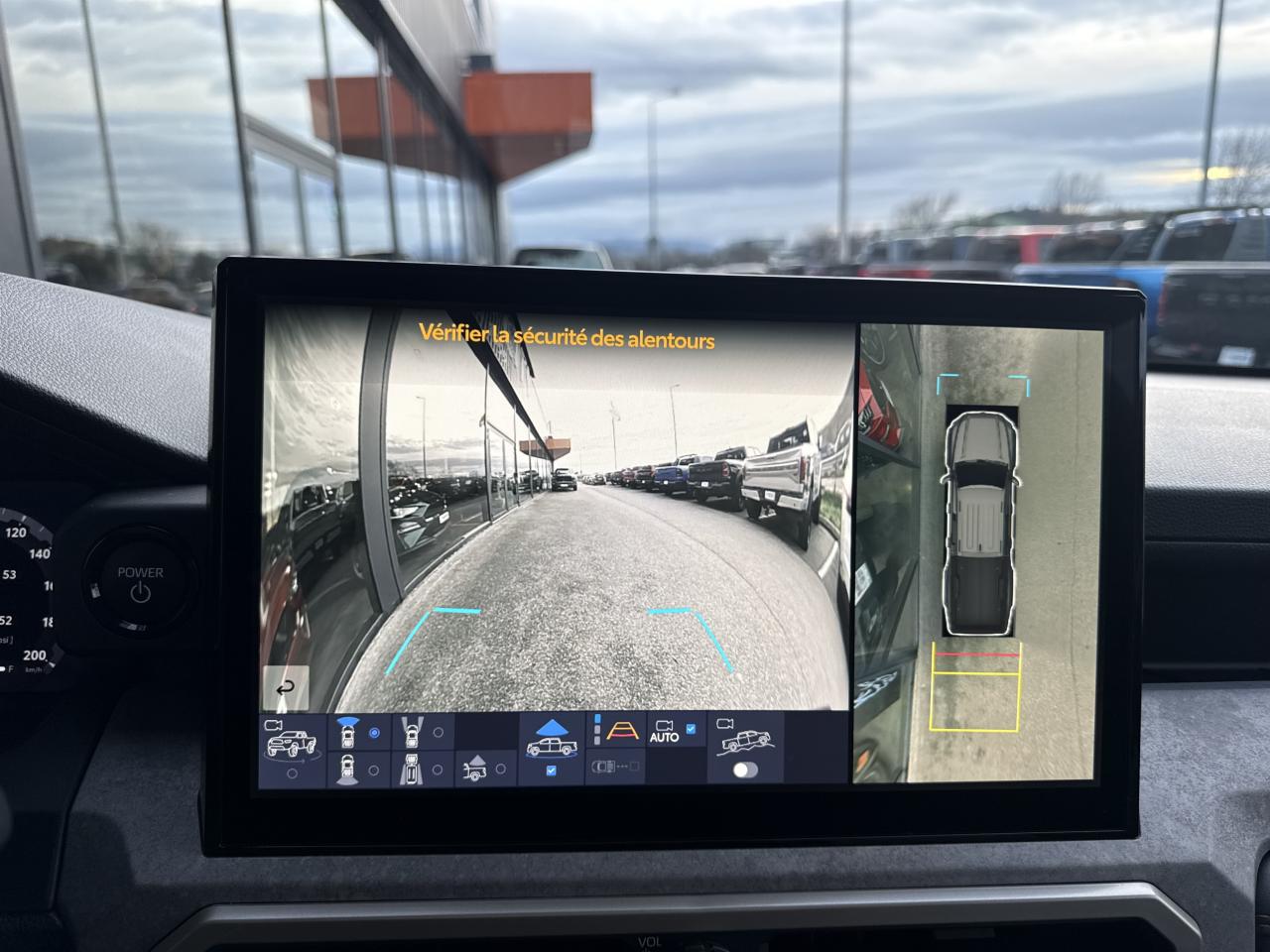 TOYOTA TACOMA 4X4 Double Cab Hybrid Trailhunter