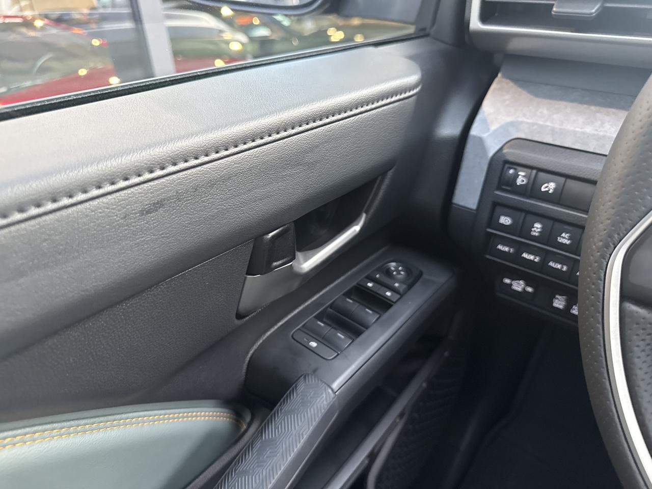 TOYOTA TACOMA 4X4 Double Cab Hybrid Trailhunter