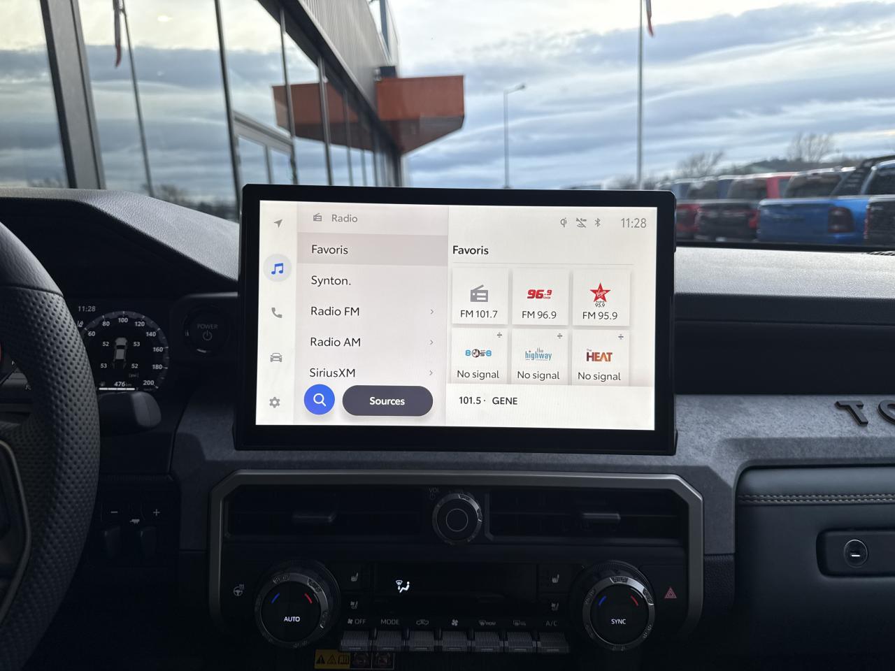 TOYOTA TACOMA 4X4 Double Cab Hybrid Trailhunter