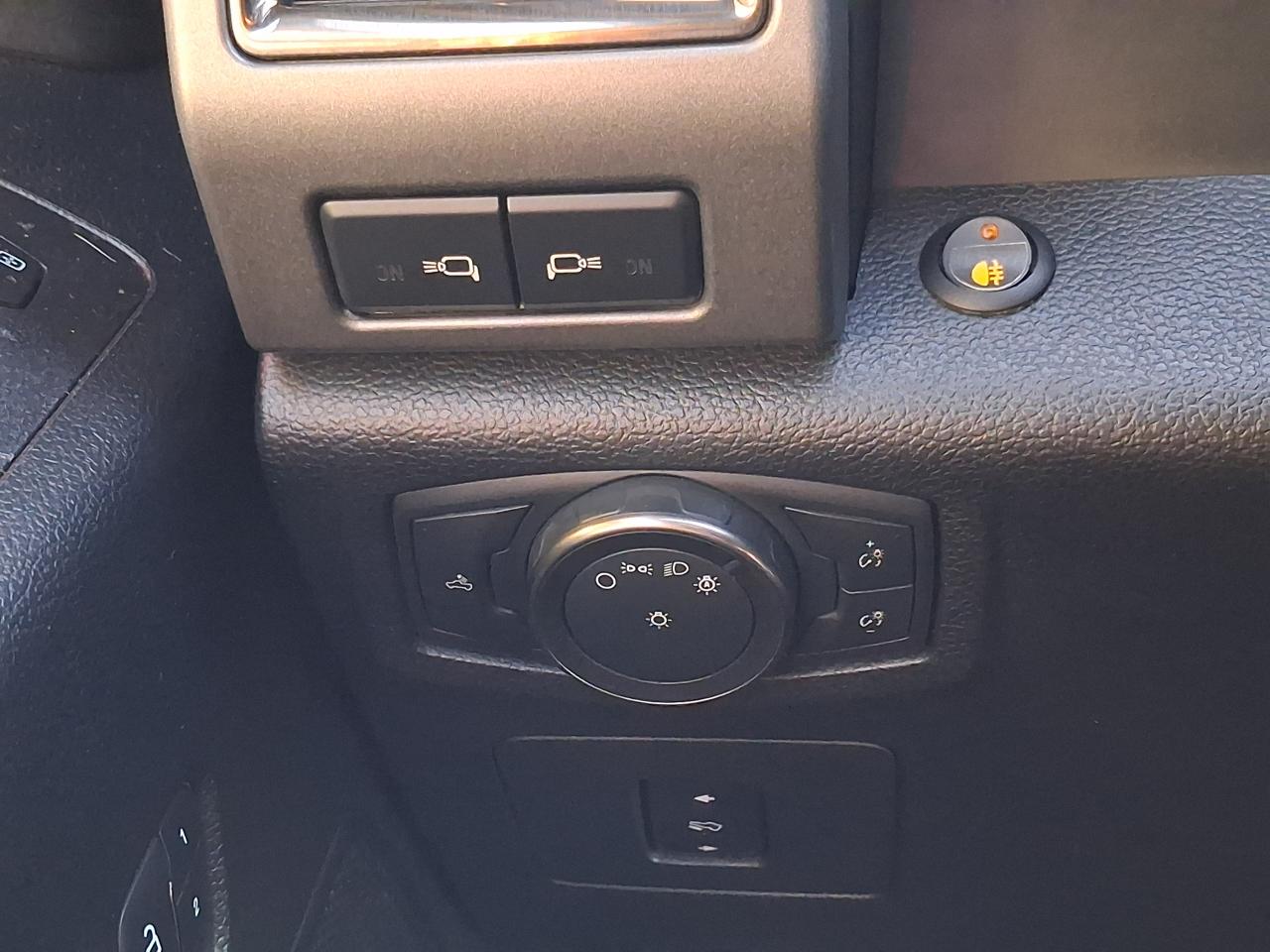 FORD F150 RAPTOR SUPERCREW